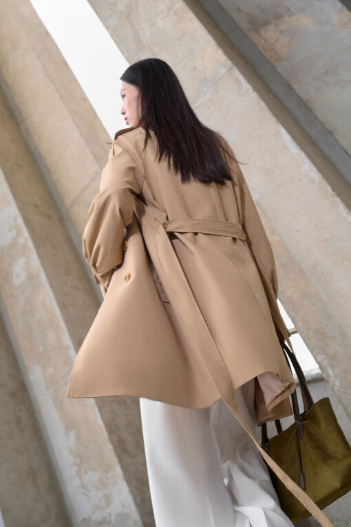 Áo khoác kaki dáng lửng tay raclang eo buộc đai