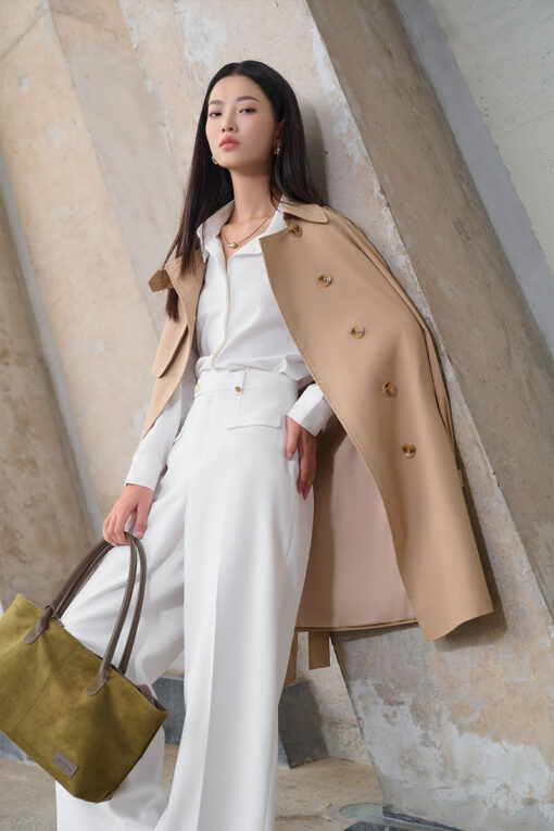 Áo khoác kaki dáng lửng tay raclang eo buộc đai