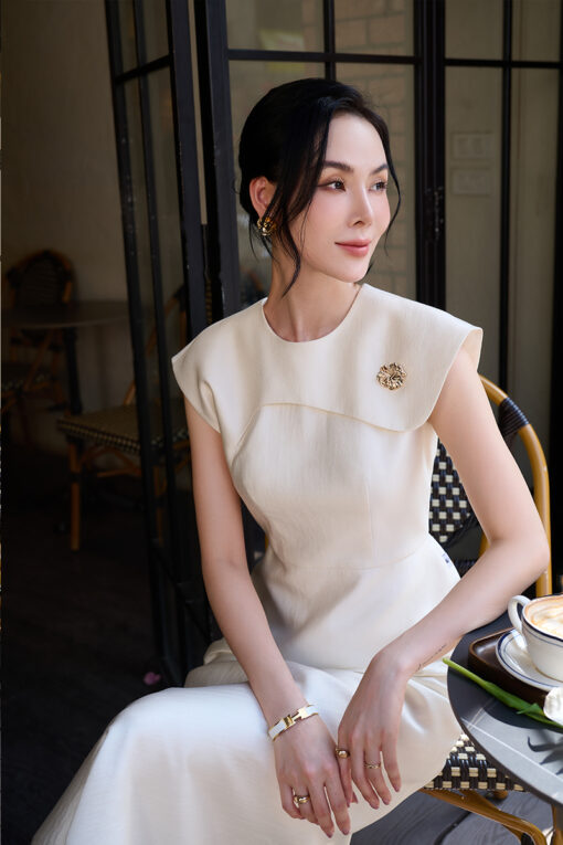 Áo kiểu peplum vai chờm can lệch thân