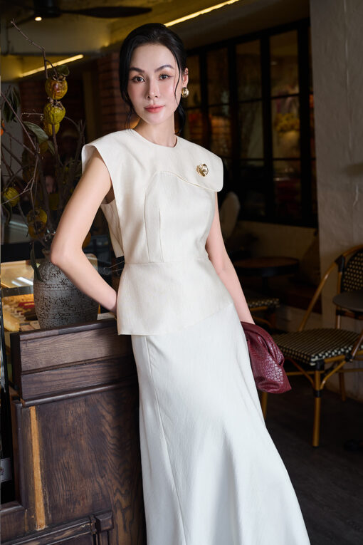 Áo kiểu peplum vai chờm can lệch thân