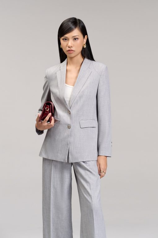 Áo vest suông cổ ve điệu can vai