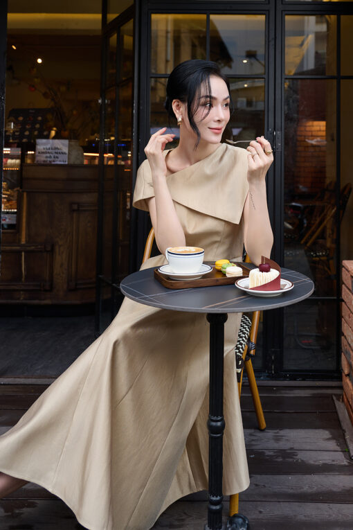 Đầm party choàng vai lệch