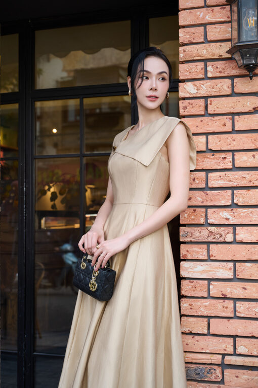 Đầm party choàng vai lệch