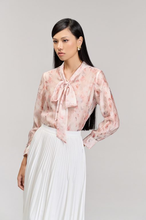 Sơ mi DT suông hoạ tiết cổ buộc nơ