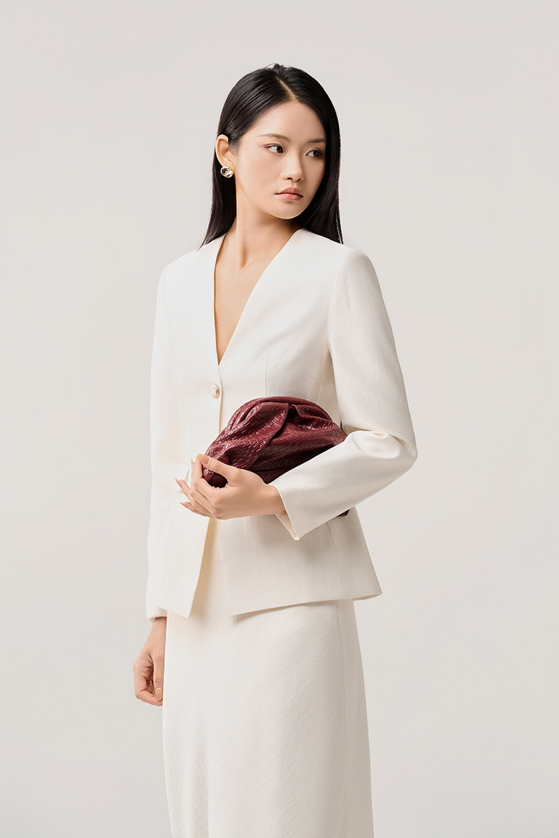 Áo vest dài tay dáng ôm cổ V