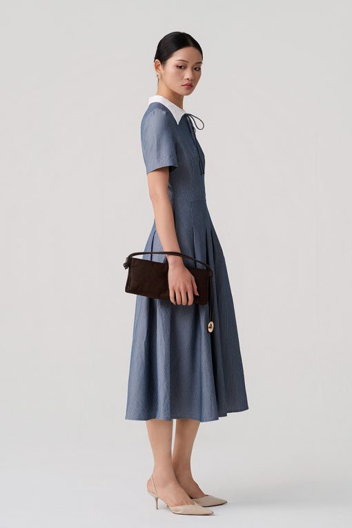 Đầm xoè cổ phối đính nơ