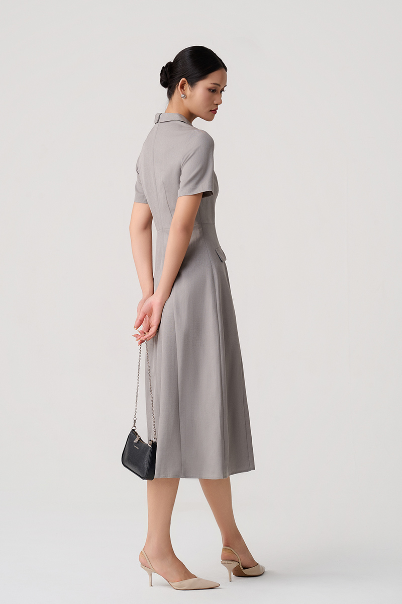 Đầm xoè lá cổ bẻ hình thoi nắp túi giả