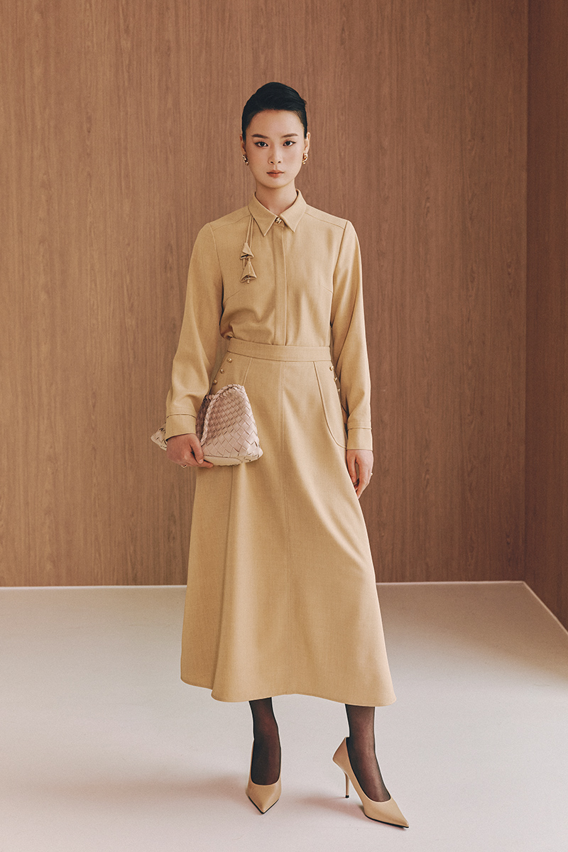 Chân váy xoè túi ốp chéo đính cúc TT