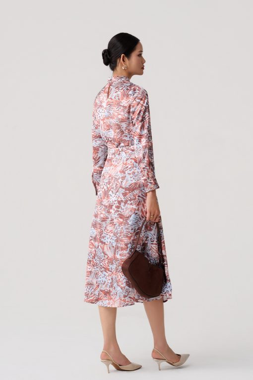 Sơ mi DT hoạ tiết lá cổ tạo nơ