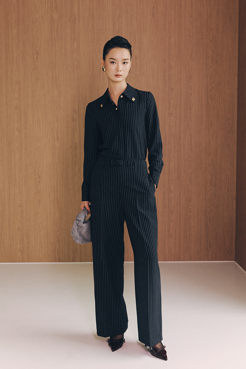 Quần suông cạp liền bổ cơi kẹp đai