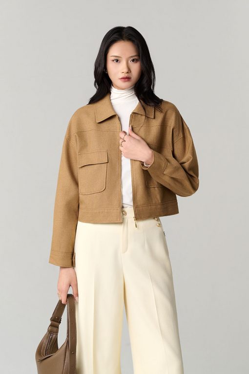 Áo khoác ngắn túi ốp khoá đồng