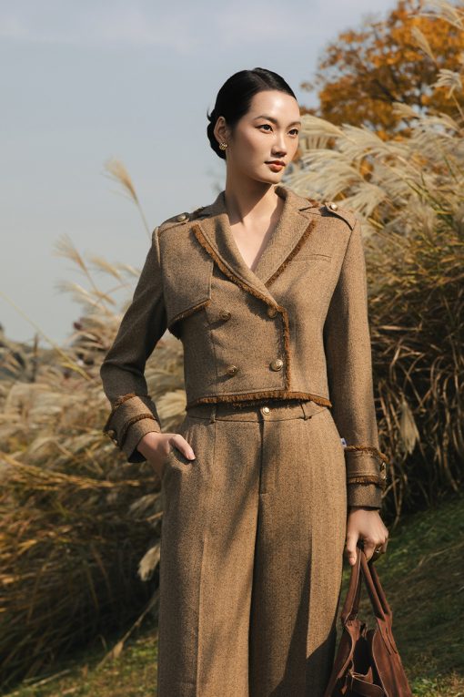 Áo khoác tweed cá vai, rút tua