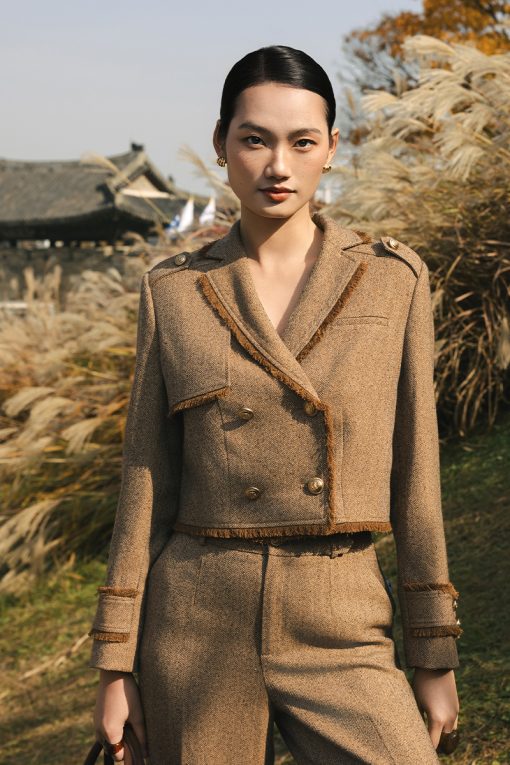 Áo khoác tweed cá vai, rút tua