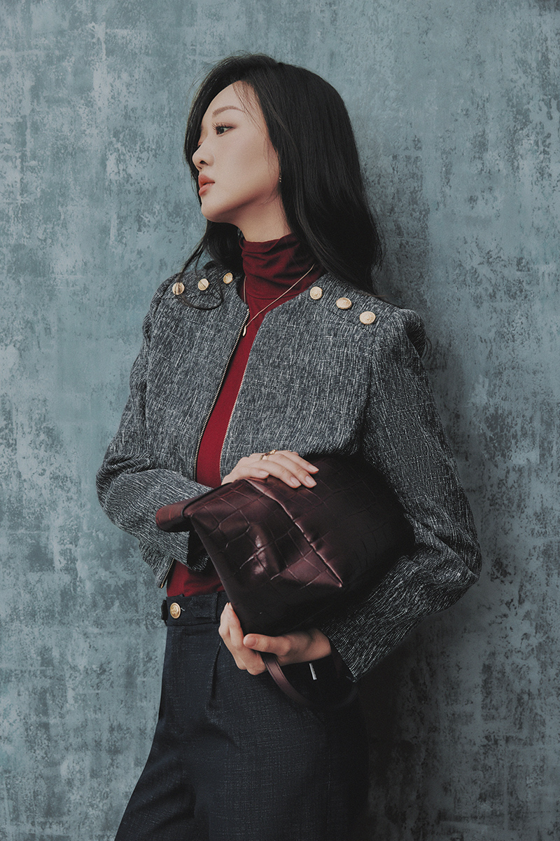 Áo khoác tweed cài khoá đính cúc TT