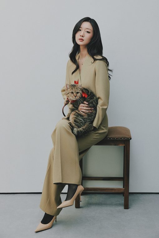 Áo vest cổ V can chéo TS đính cúc