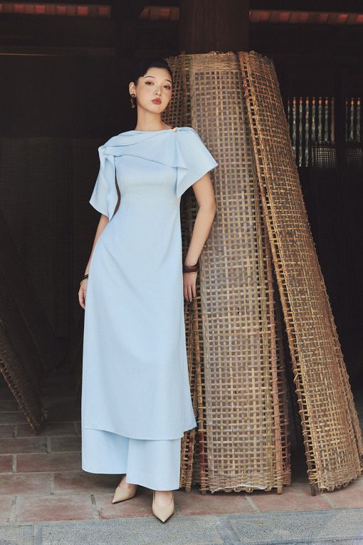 Bộ áo dài vai xếp bèo rủ lệch
