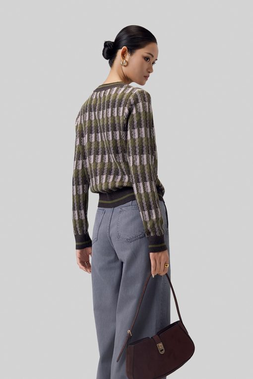 Áo khoác len dệt hoạ tiết cơi giả