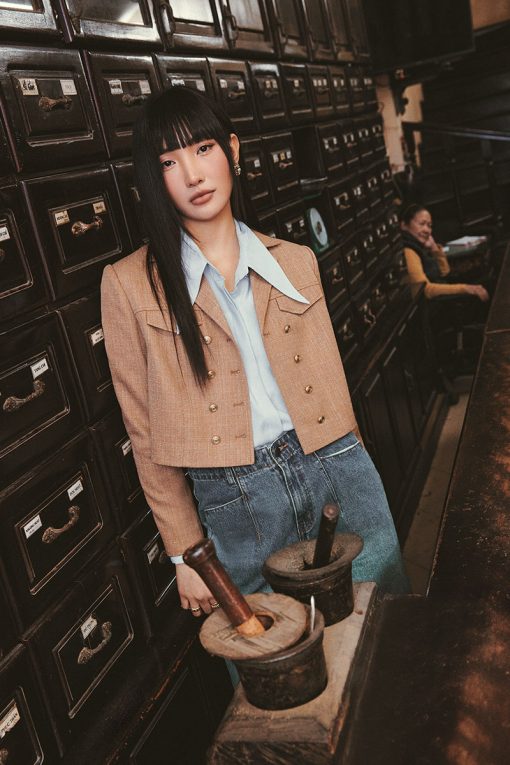 Áo khoác text 2 hàng cúc kẹp nắp túi ngực