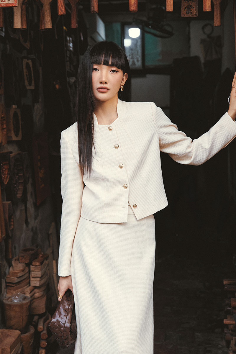 Áo khoác tweed croptop cổ vuông