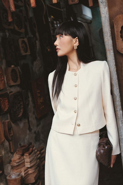 Áo khoác tweed croptop cổ vuông