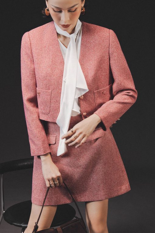 Áo khoác tweed croptop cổ V, túi ốp