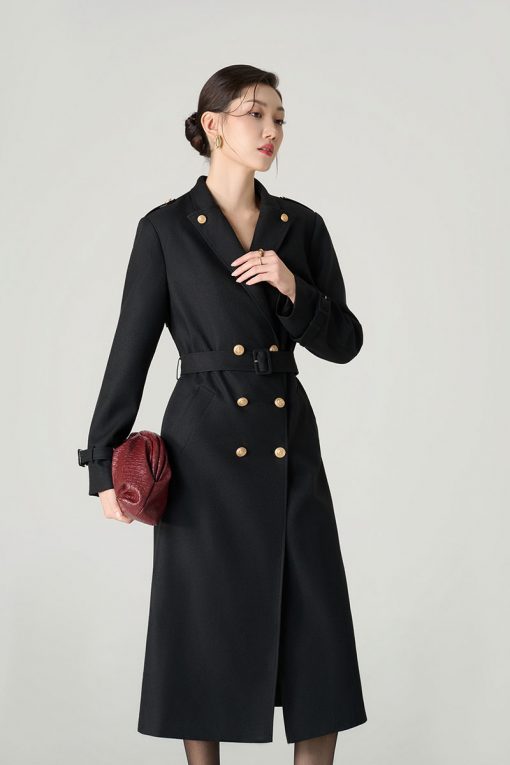 Áo măng tô cổ cách điệu đính cúc